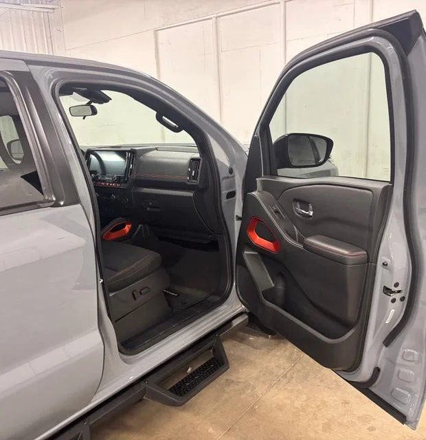 Used 2025 Gray Nissan PRO-X image 17