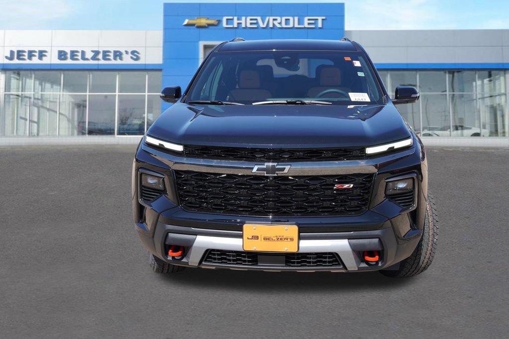 2027 Chevrolet Traverse Z71 - Photo 8