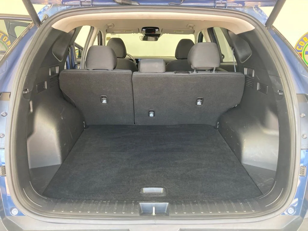 Used 2025 Blue Hyundai SEL image 24