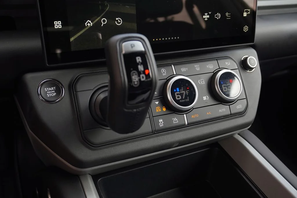 New 2026 Carpathian Grey Land Rover V8 image 30