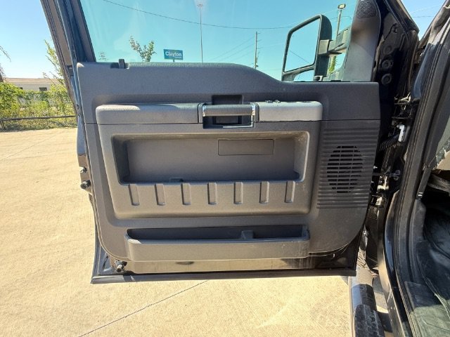 Used 2016 Black Ford Lariat image 25