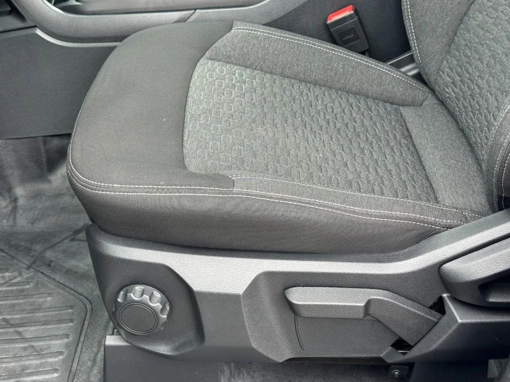 Used 2025 Beige Ford XL image 23
