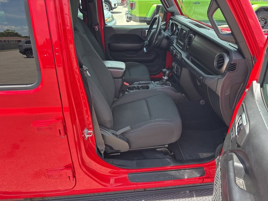 Certified Used 2018 Red Jeep Unlimited Sport S image 12