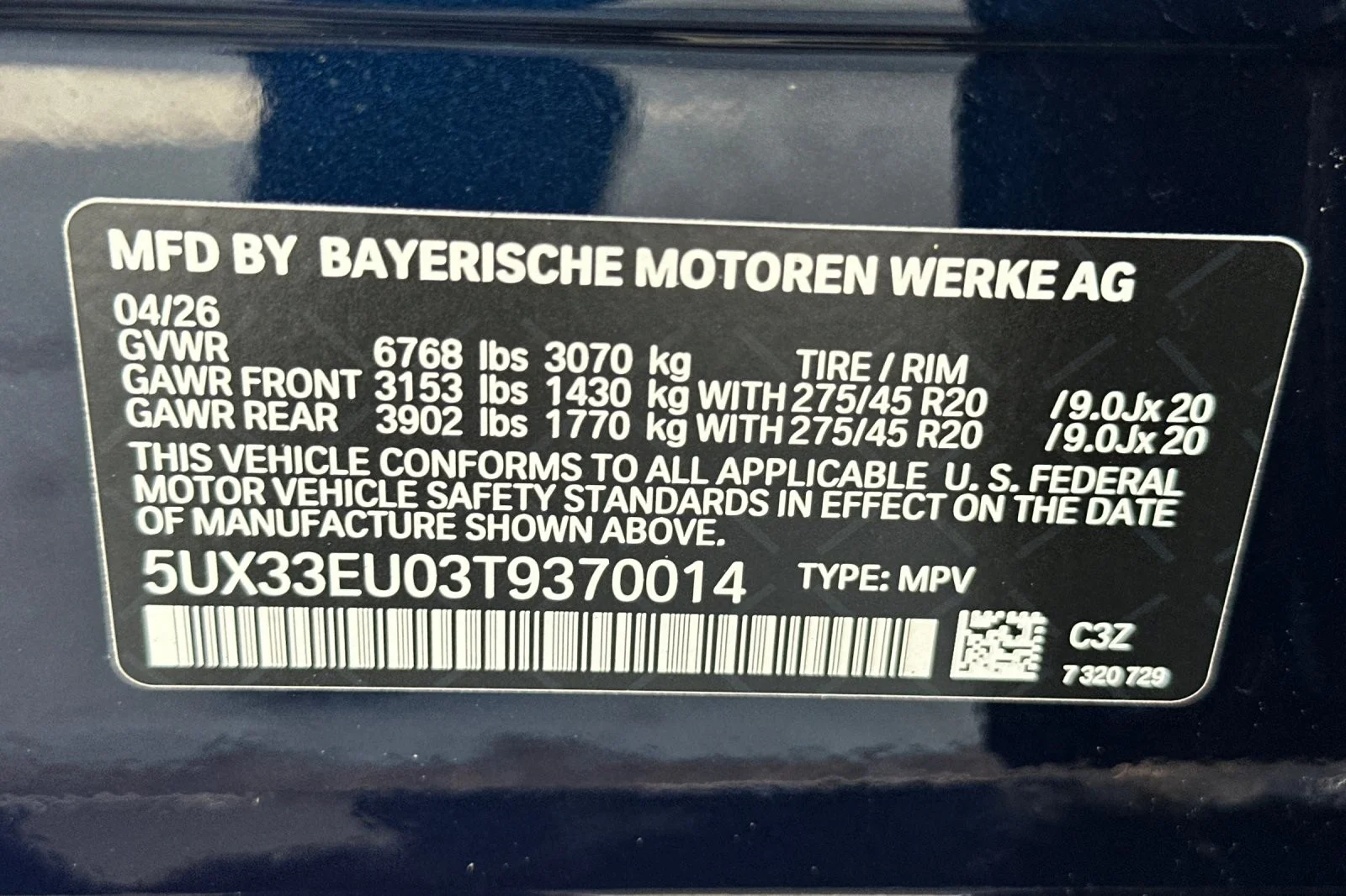 New 2026 Tanzanite Blue II Metallic BMW M60i image 28