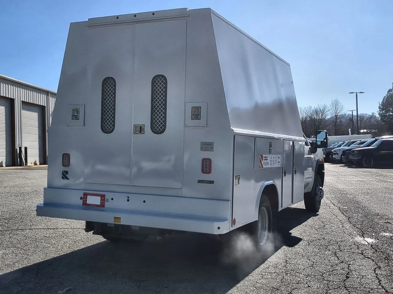 New 2026 Summit White GMC Pro image 8