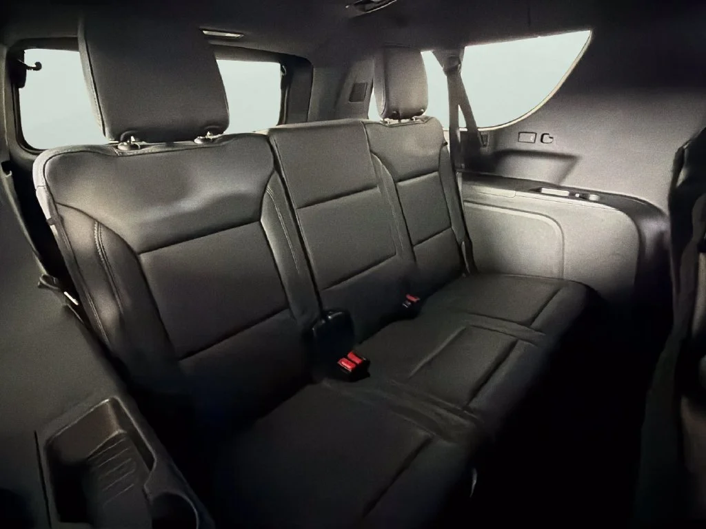 Used 2025 Black Chevrolet LT image 31
