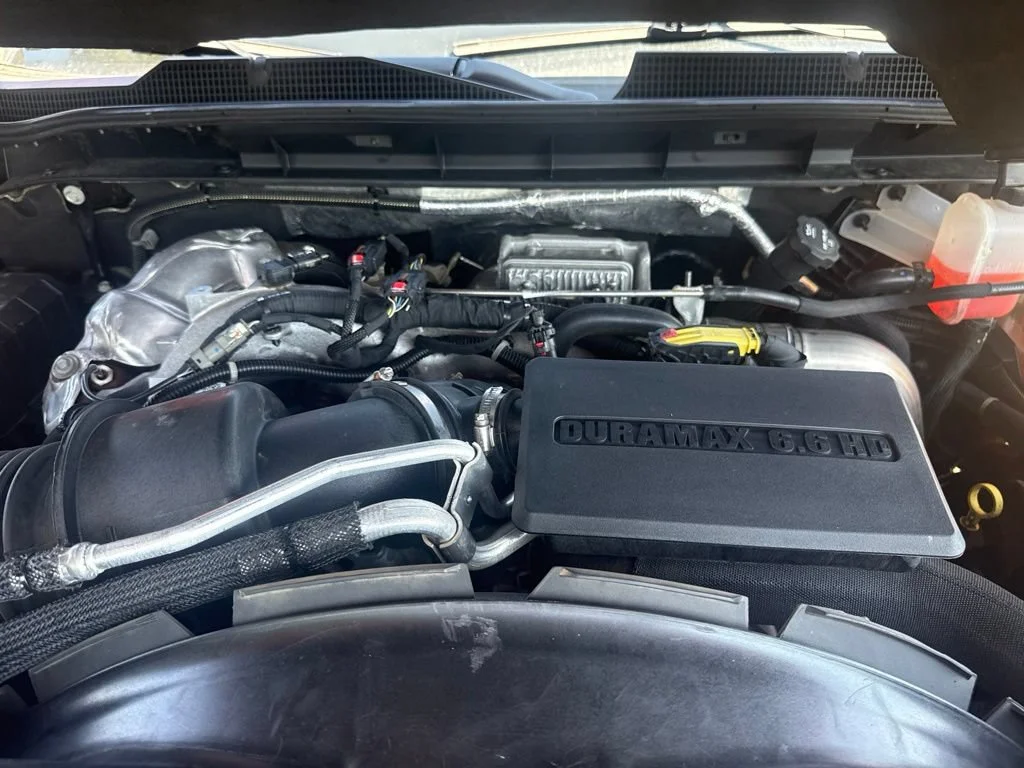 Used 2022 RED HOT Chevrolet LTZ image 40