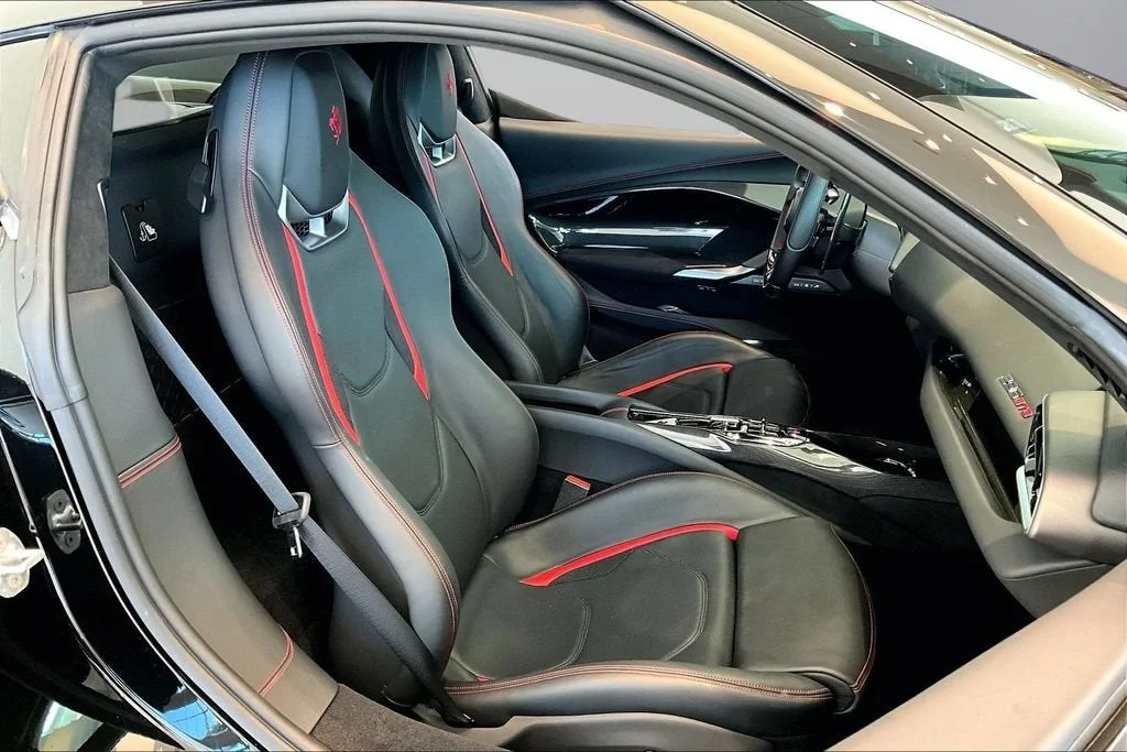 Used 2022 Nero Ferrari  image 23