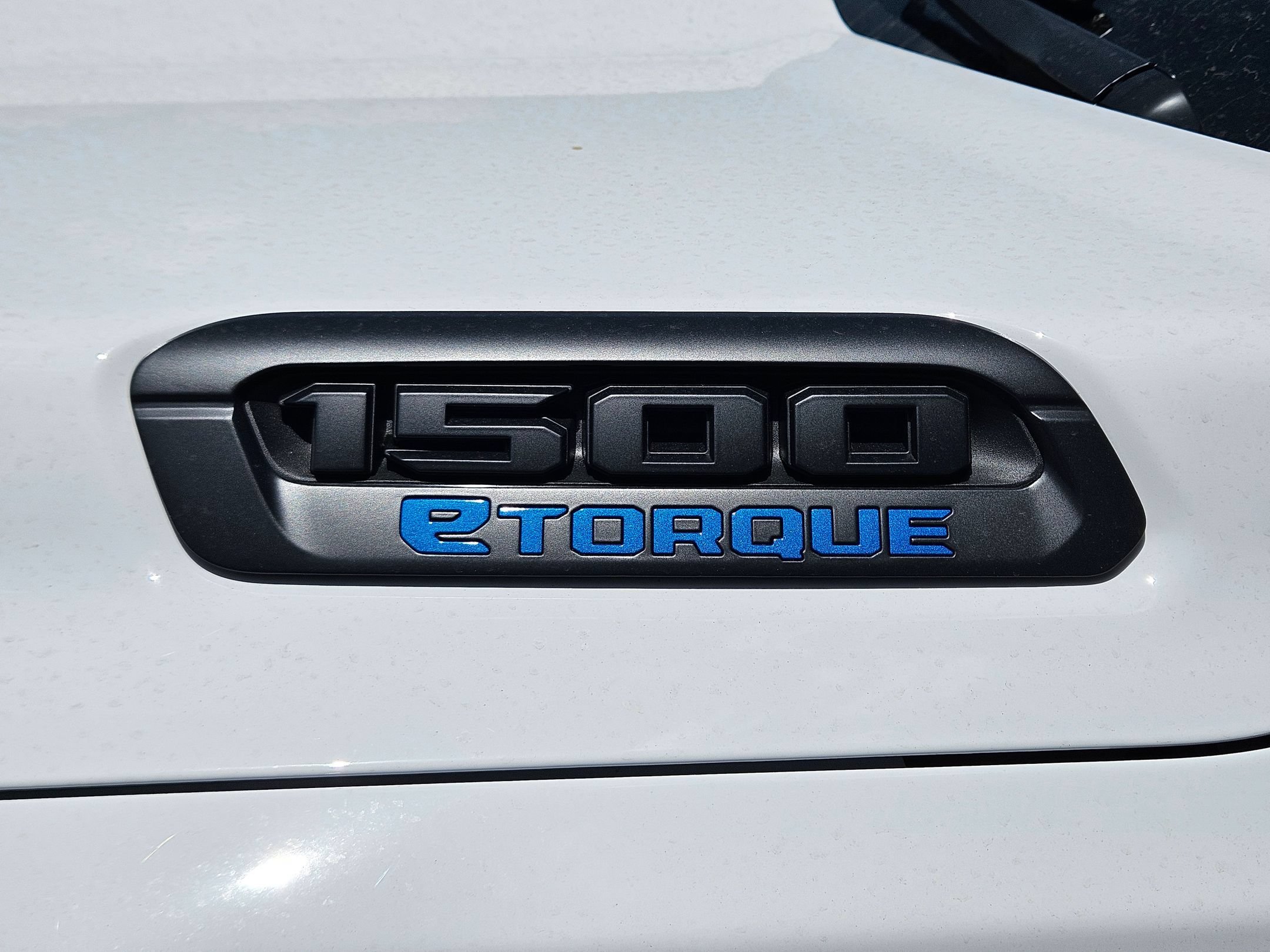 New 2026 Bright White Clearcoat RAM Tradesman image 27