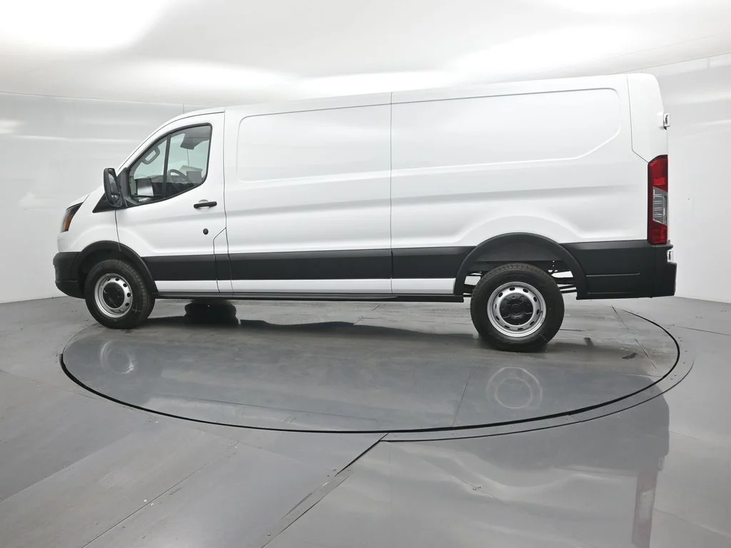 New 2026 White Ford Base image 6