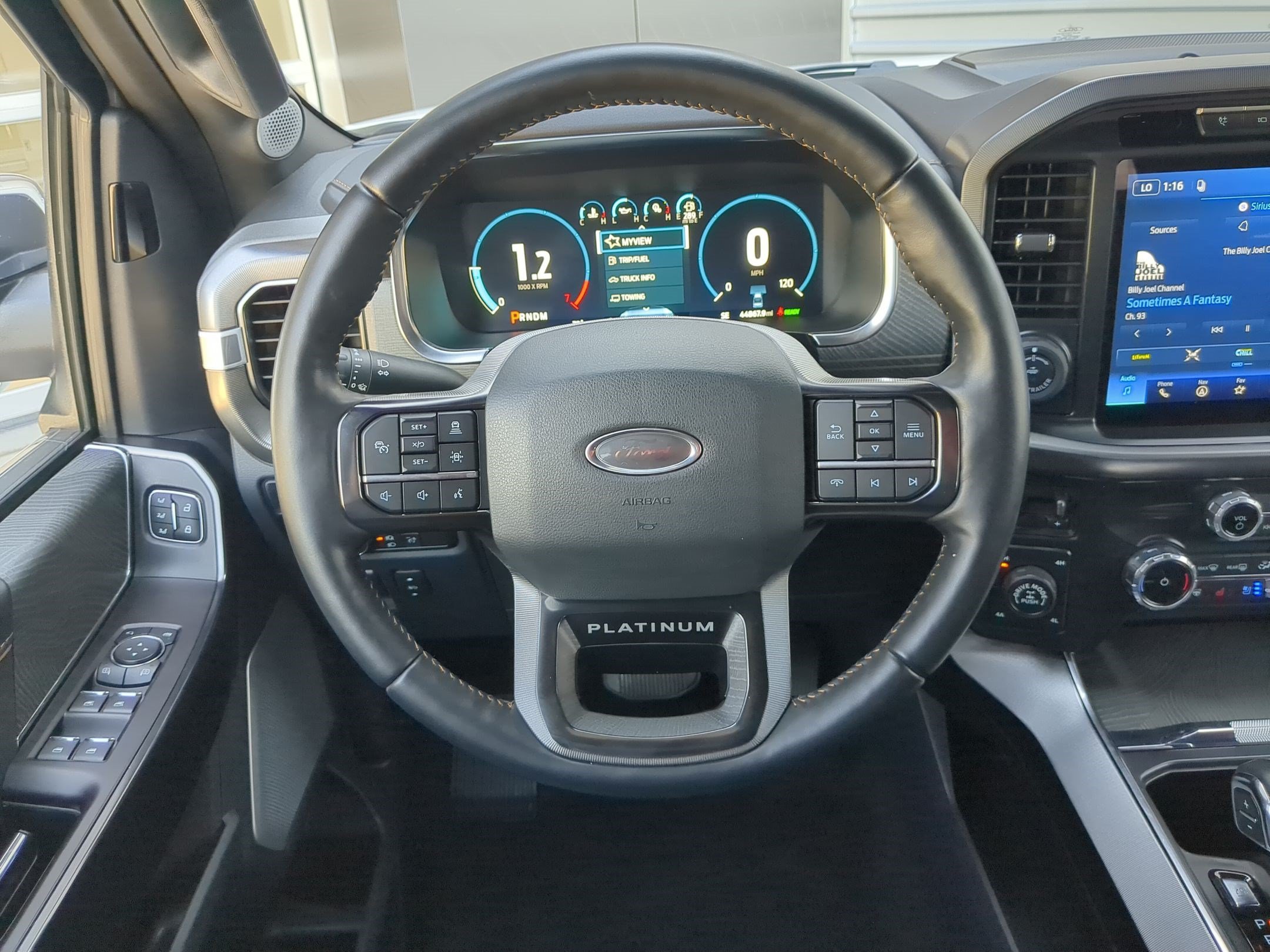 Used 2022 Star White Metallic Tri-Coat Ford Platinum image 15
