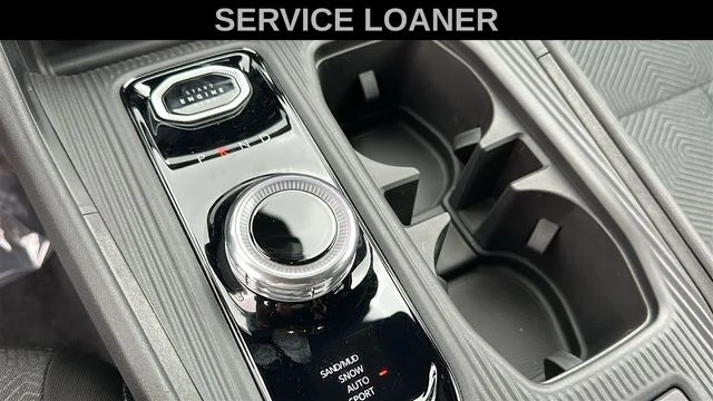 New 2026 Diamond Black Crystal Pearlcoat Jeep Laredo image 18