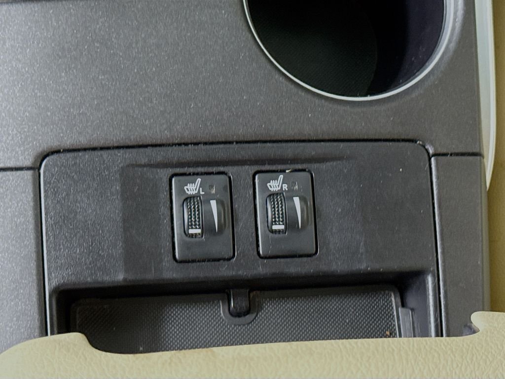 Used 2015 Attitude Black Toyota XLE image 22