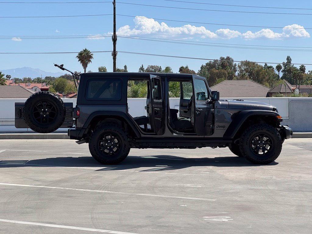 Used 2025 Crystal Metallic Jeep Willys image 29