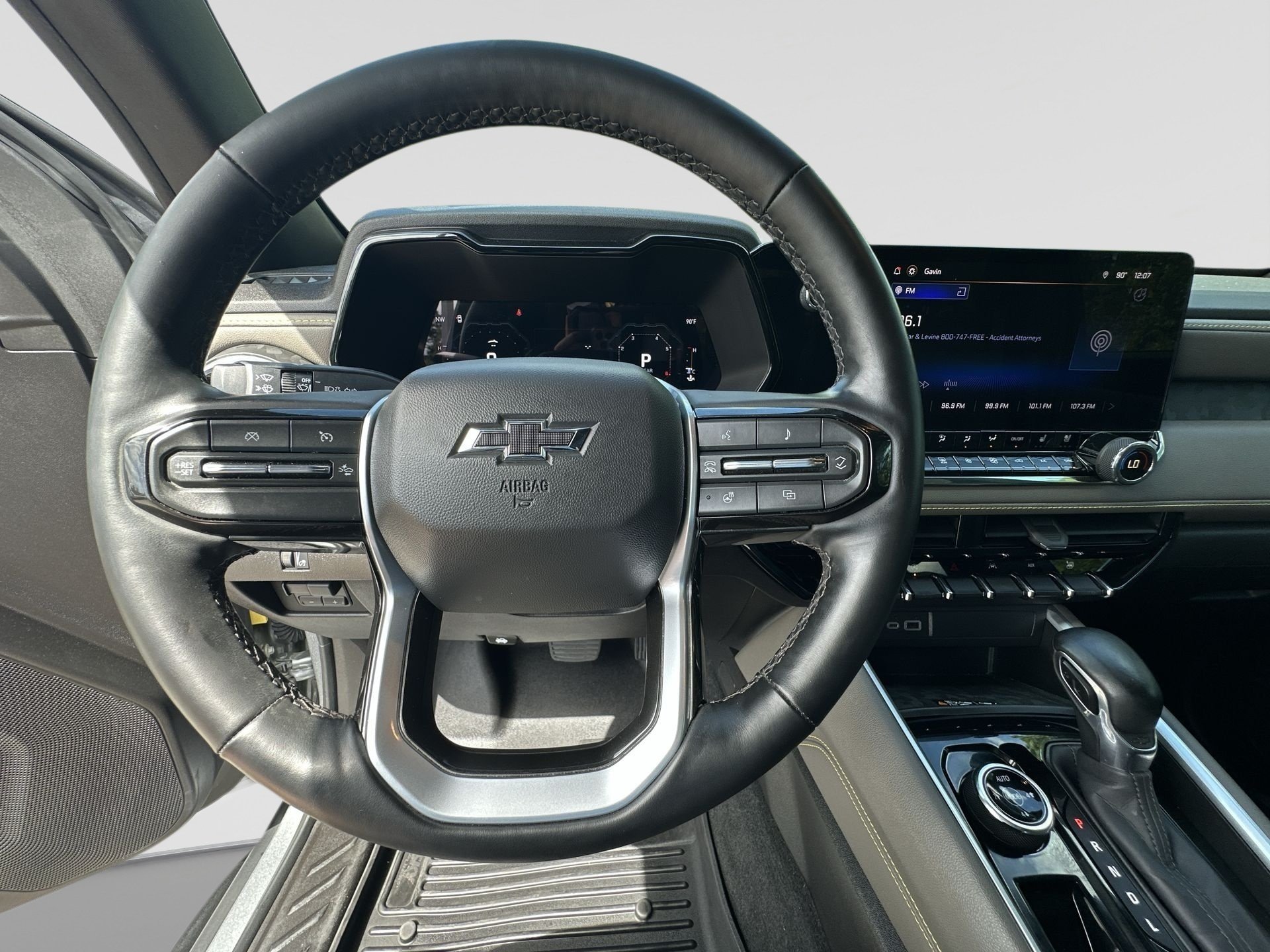 2024 Chevrolet Colorado ZR2 - Photo 11