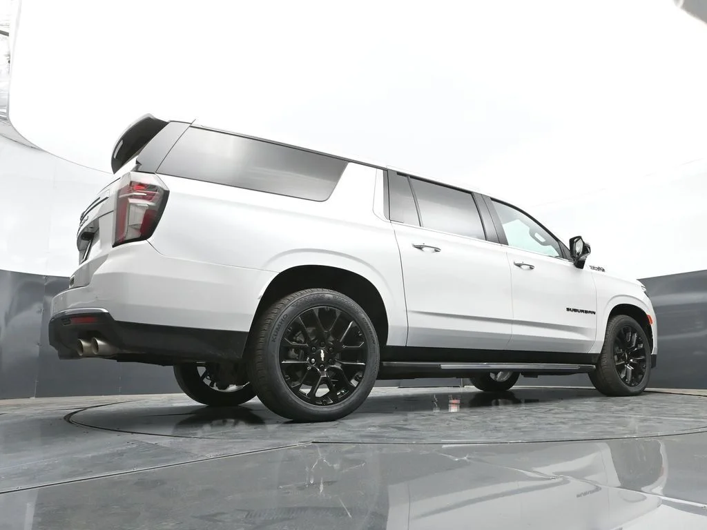 Used 2022 Beige Chevrolet High Country image 47