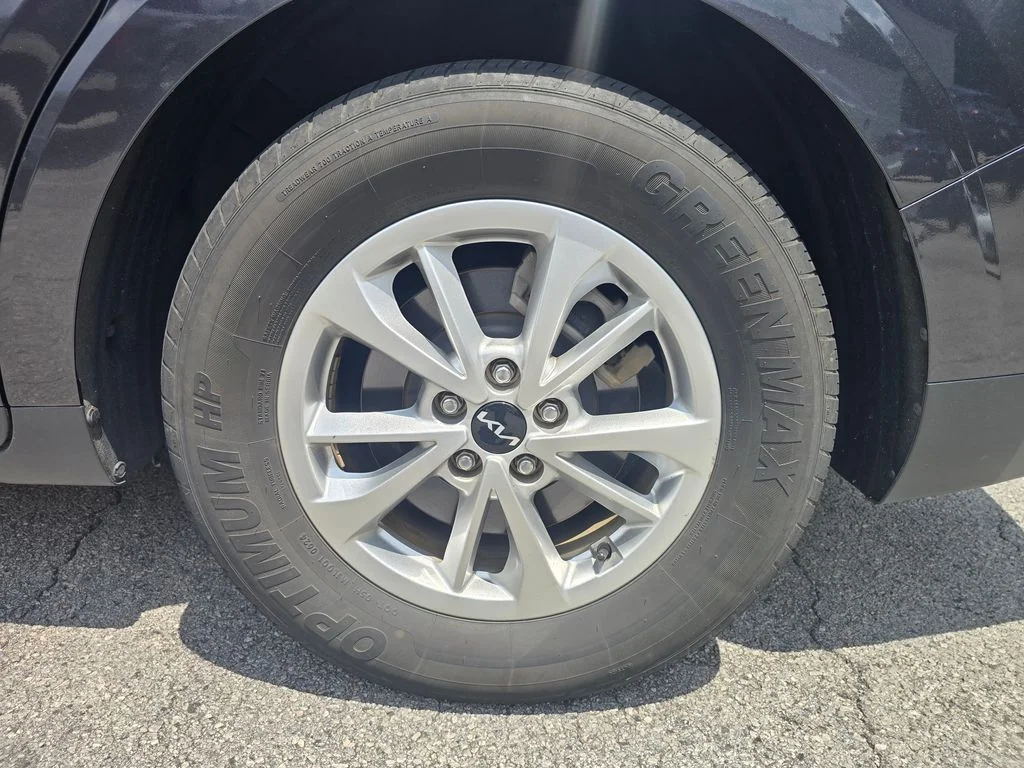 Used 2023 Gray Kia LX Seat Package image 18