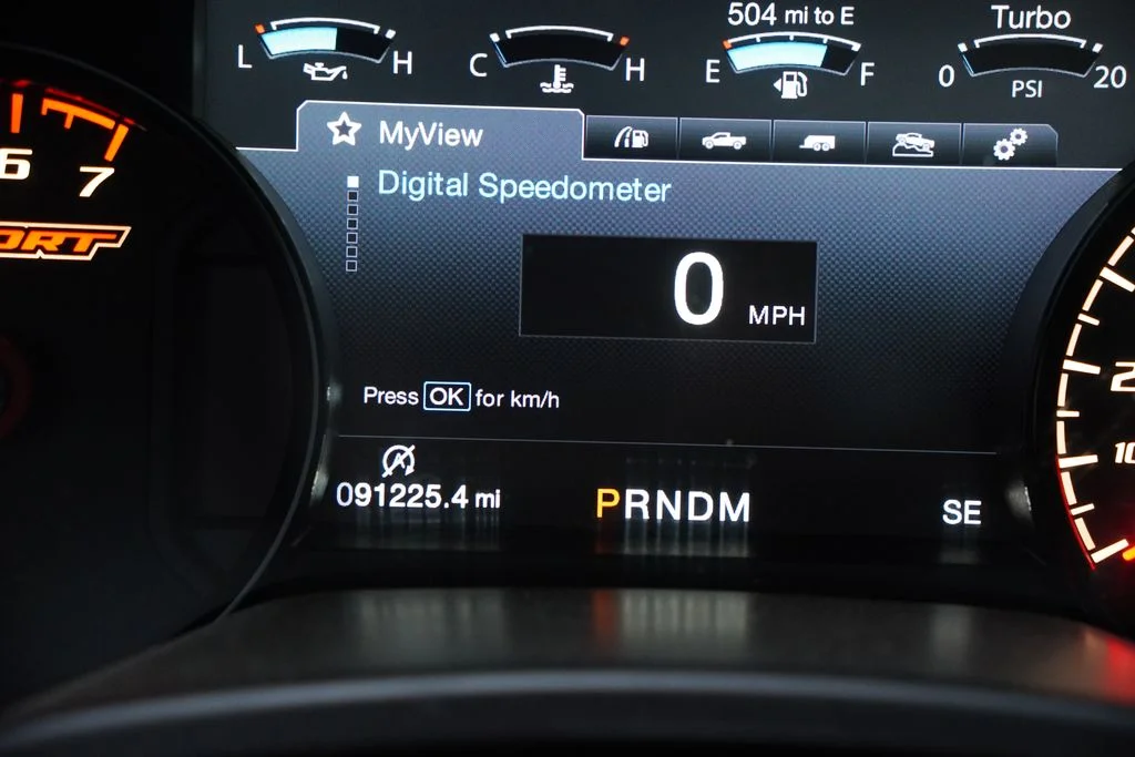 Used 2018 Gray Ford King Ranch image 9