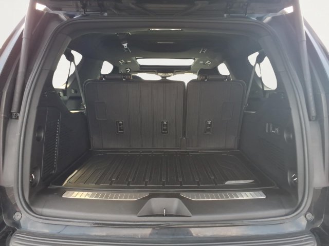 Used 2023 Onyx Black GMC AT4 image 21