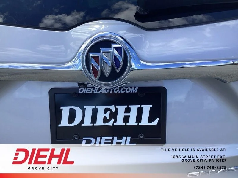 Used 2019 Silver Buick Preferred image 10