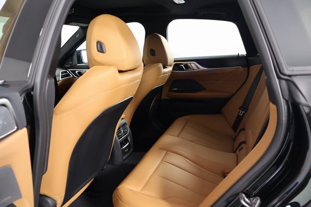 New 2026 Black Sapphire Metallic BMW eDrive40 image 6