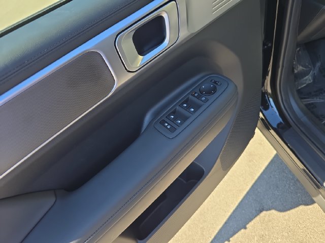 New 2027 Black Hyundai SEL image 11