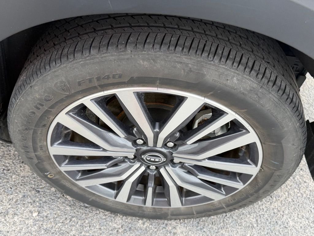 Used 2024 White Nissan SV image 6