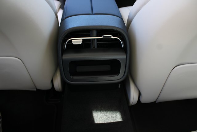 2026 Mercedes-Benz E-Class E350 - Photo 33