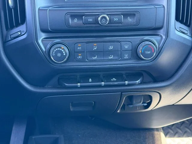 Used 2017 ONYX BLACK GMC NA image 14