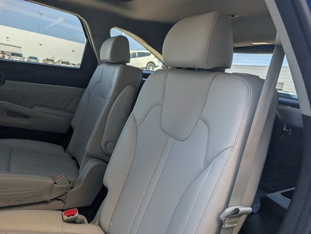Used 2023 Blue Kia SX image 27