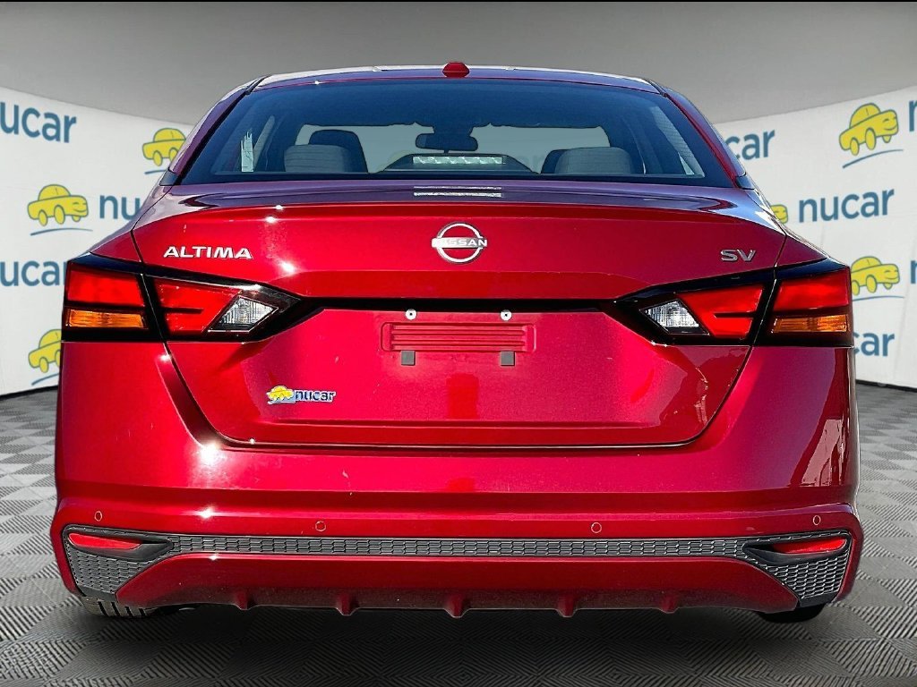 Used 2024 Scarlet Ember Nissan 2.5 SV image 5