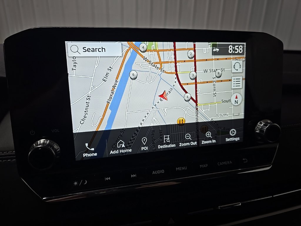 Used 2023 Red Mitsubishi SEL image 25