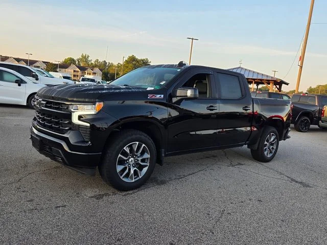 Used 2025 Black Chevrolet RST image 3