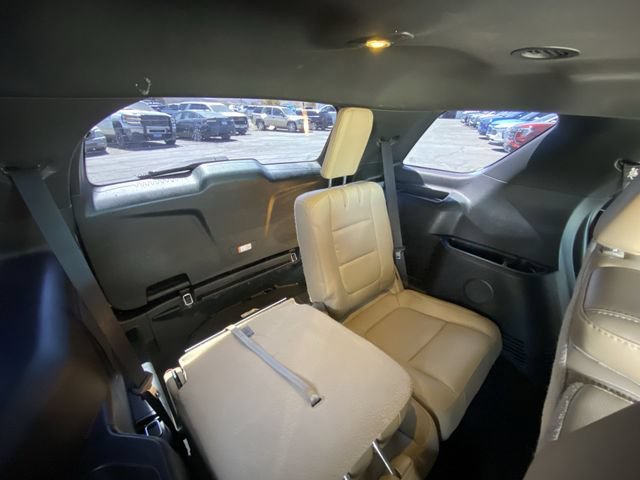 Used 2017 White Ford XLT image 24