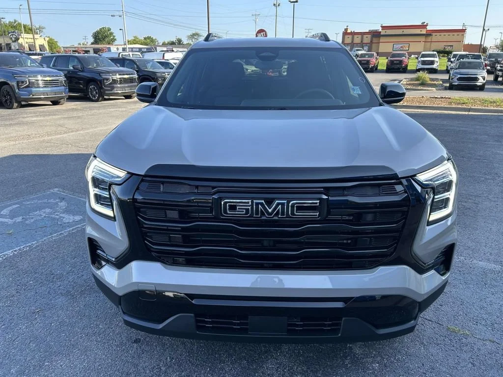 New 2027 Riverstone Metallic GMC Elevation image 9