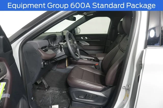 New 2027 Avalanche Gray Ford Platinum™ image 5