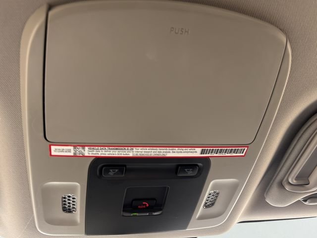 2025 Toyota Camry LE - Photo 31