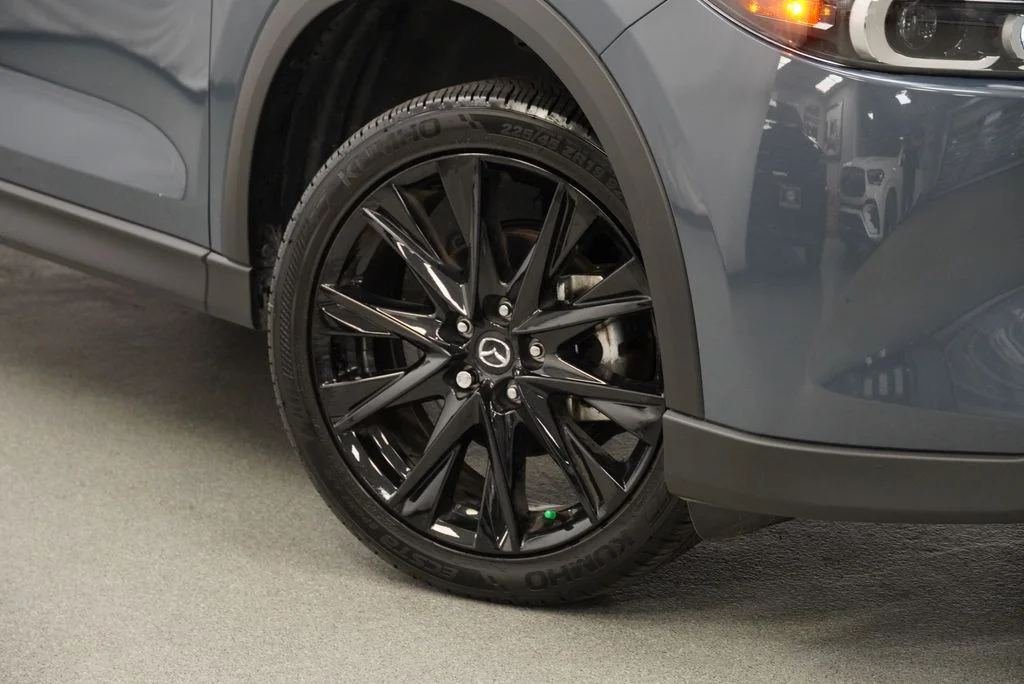 Used 2025 Gray Mazda 2.5 S Carbon Edition image 9