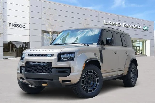 2026 Land Rover Defender 110 OCTA P635's photo