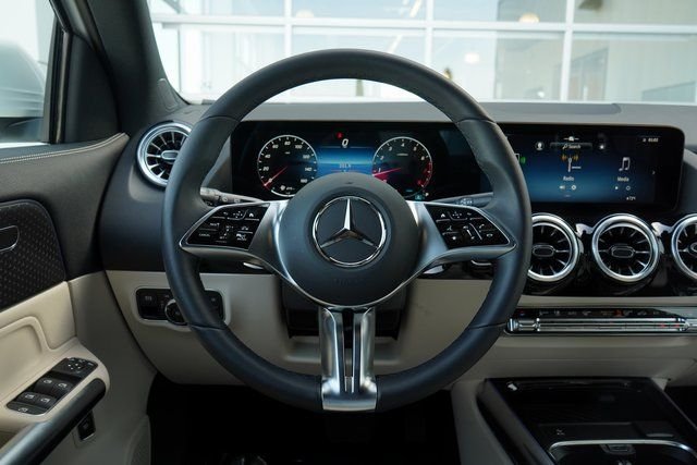 Used 2026  Mercedes-Benz GLA 250 image 17