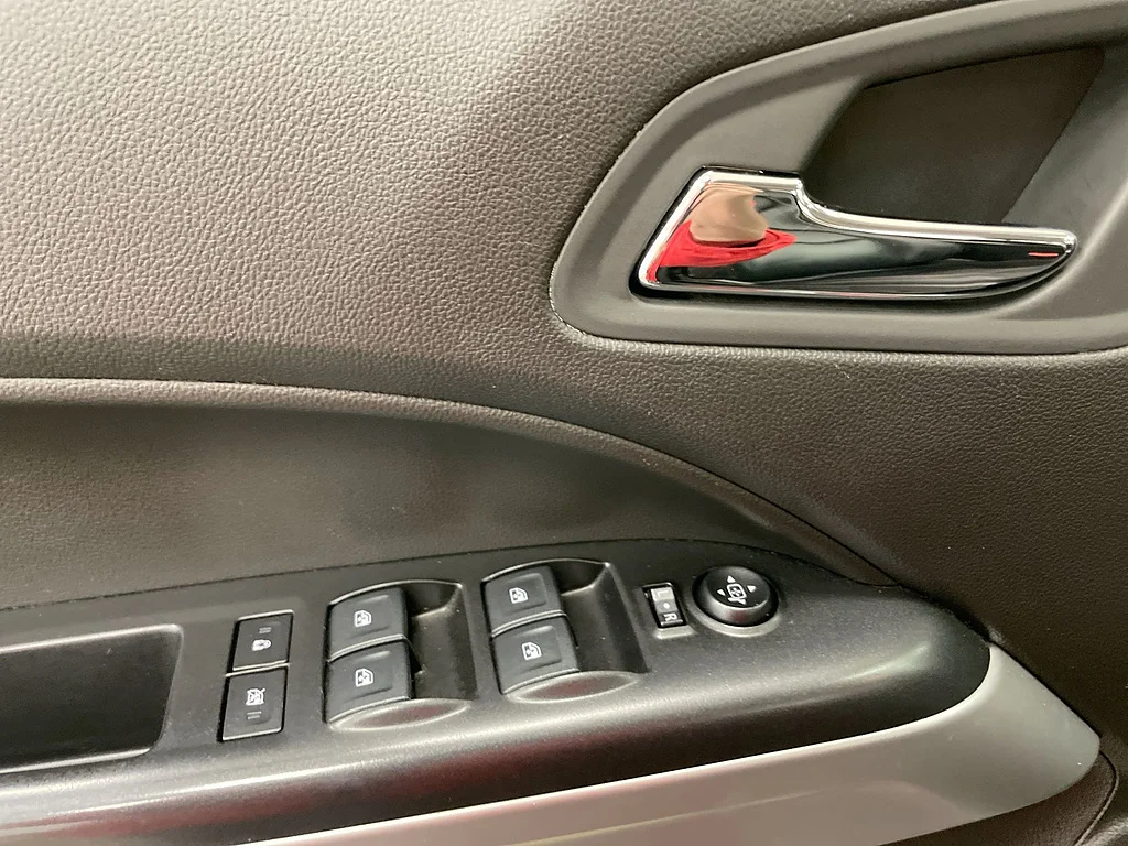 Used 2017 Black Chevrolet ZR2 image 21