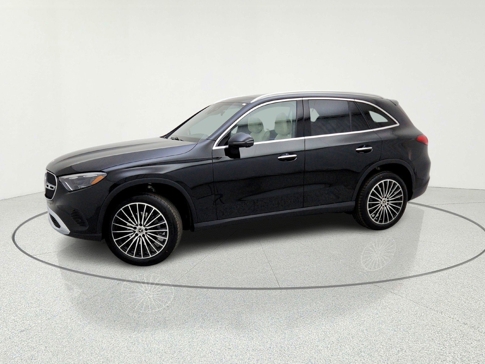 New 2026 Black Mercedes-Benz GLC 300 SUV image 23