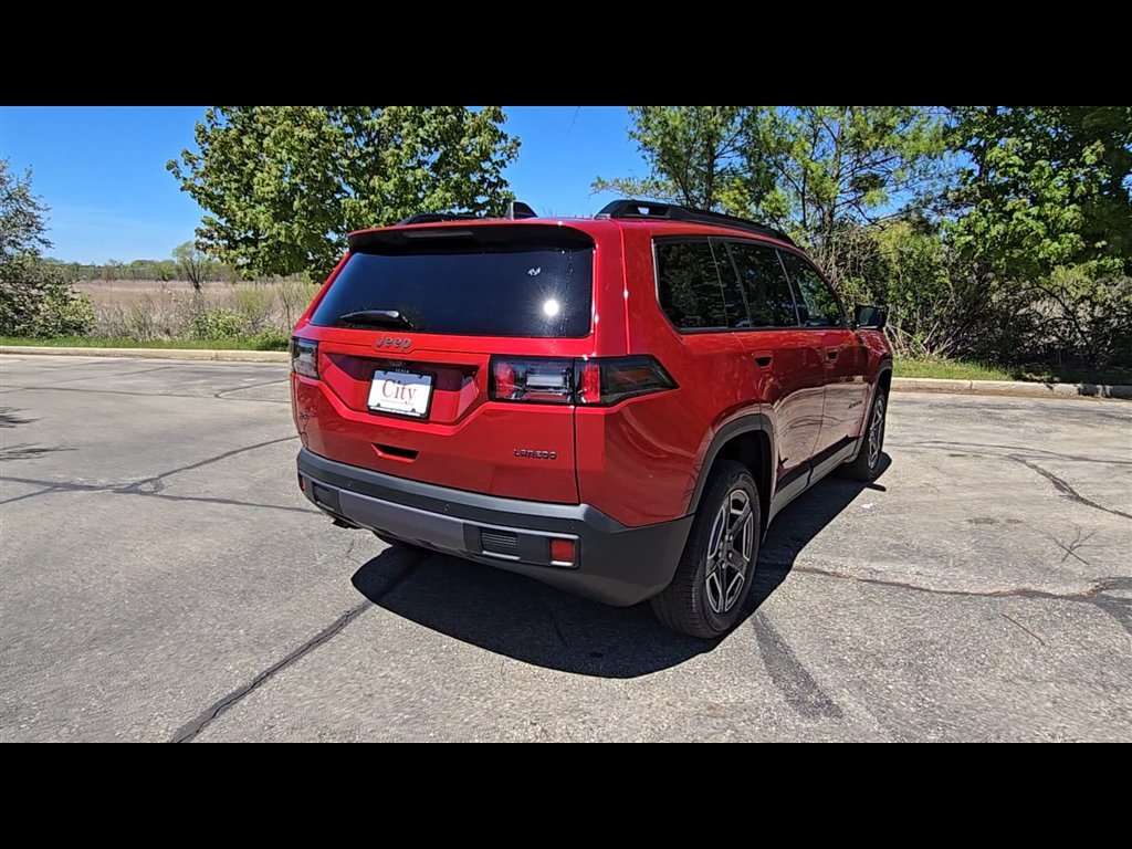 New 2026 Red Hot Pearl-Coat Exterior Paint Jeep Laredo image 9