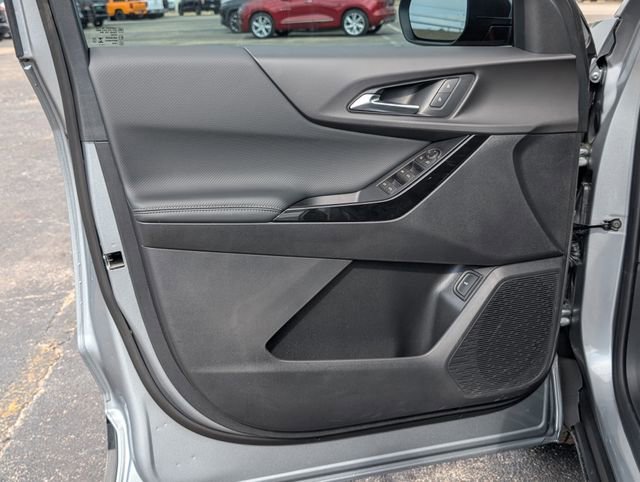 2026 Chevrolet Equinox LT - Photo 12