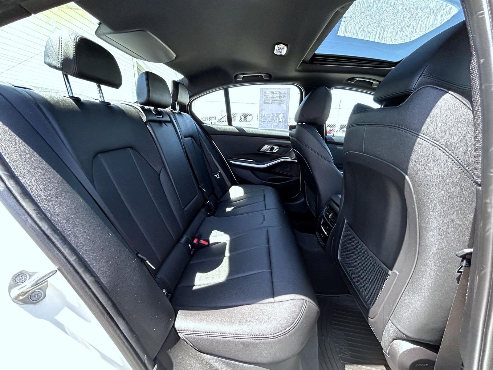 2021 BMW 3 Series 330i - Photo 20