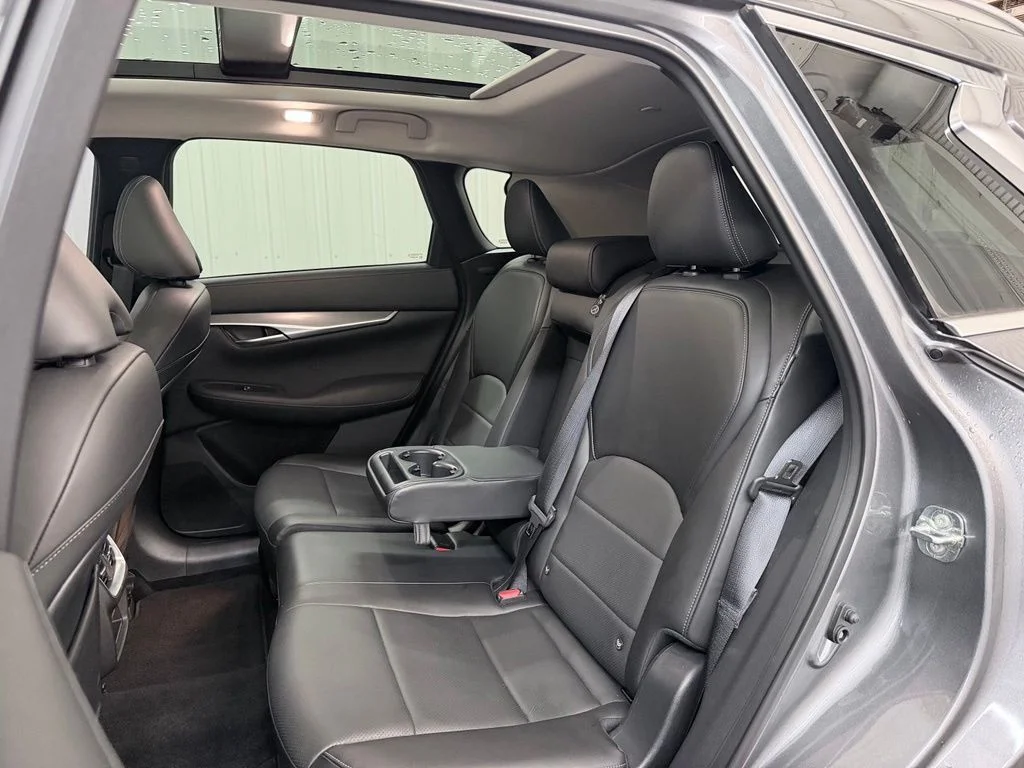 Used 2023 Gray INFINITI LUXE image 31