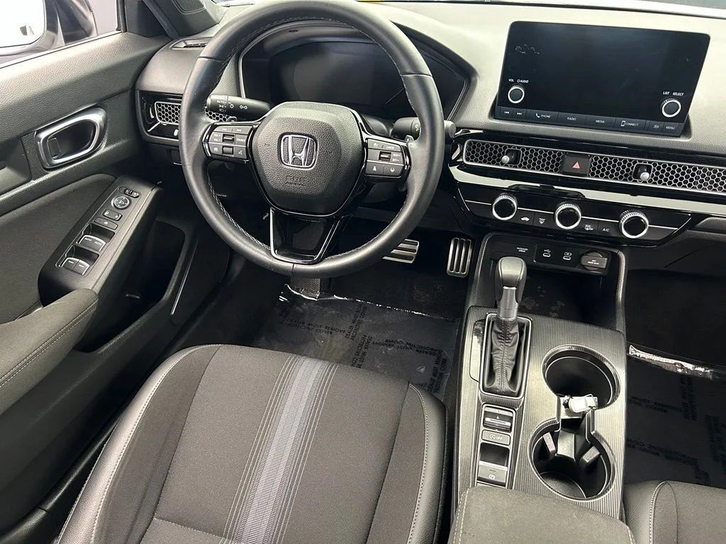 Used 2026 Platinum White Pearl Honda Sport image 9