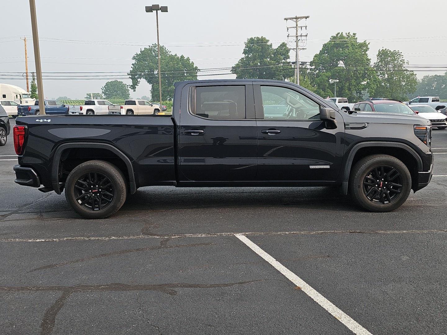Used 2023 Titanium Rush Metallic GMC Elevation image 4
