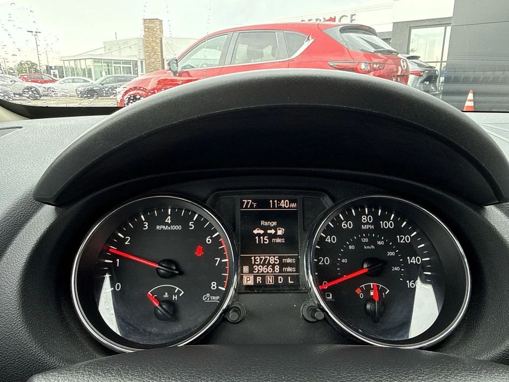 Used 2013 Black Nissan SL image 15