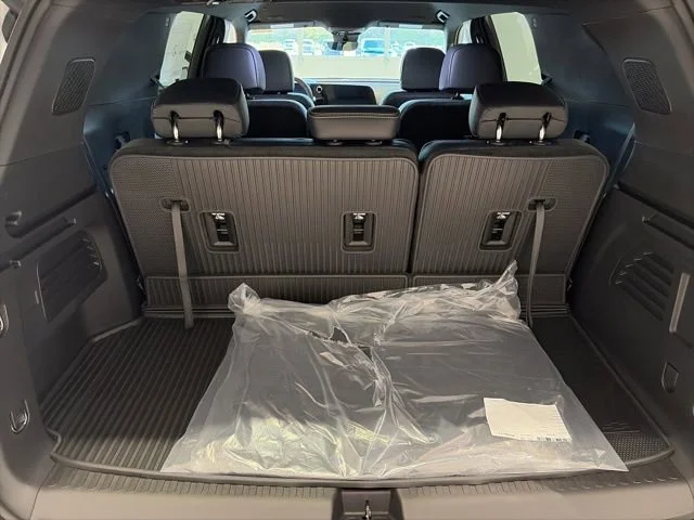 2026 Chevrolet Traverse LT - Photo 14